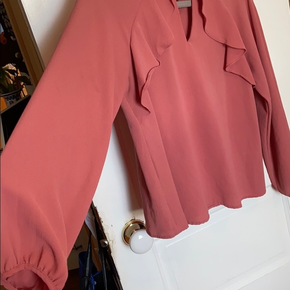 women’s blouse - Picture 2 of 4